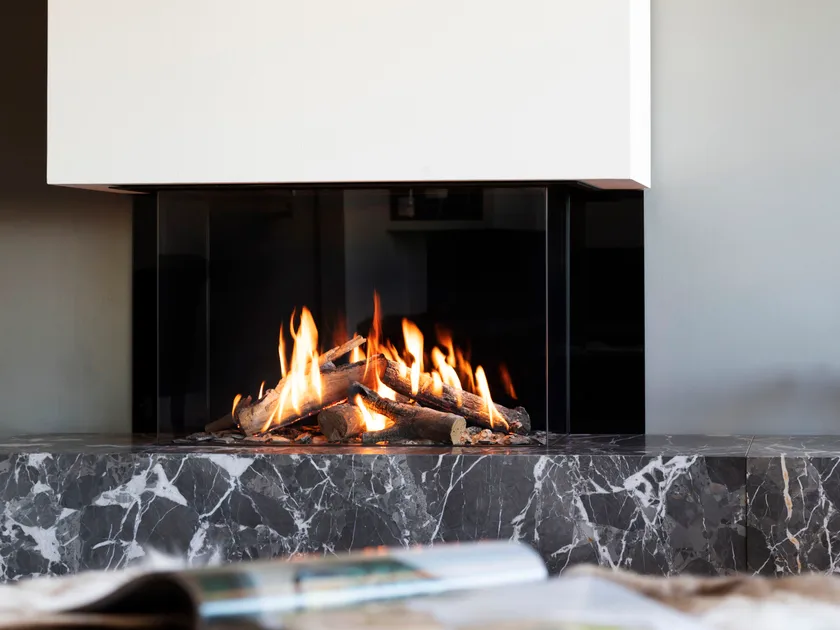 chimenea cerrada y una insertable